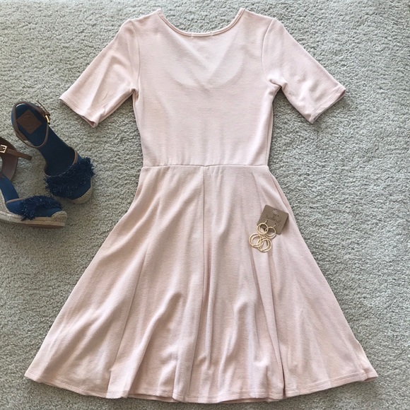 ❤️1 MED, 1 LG❤️HOST PICK Blush Skater Dress - Picture 7 of 8